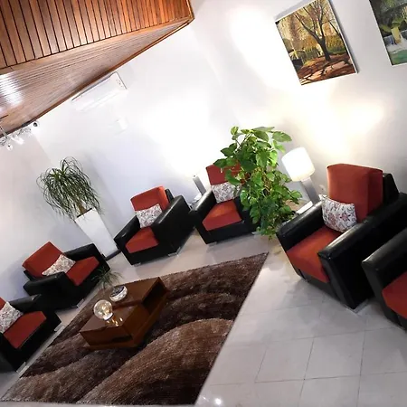 Hotel Larverde